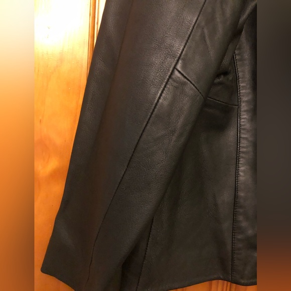 Cole Hann- women’s leather coat - Picture 8 of 13